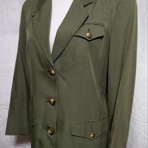 LIZ CLAIBORNE 2 PIECE PANT SUIT, SIZE 8 PETITE